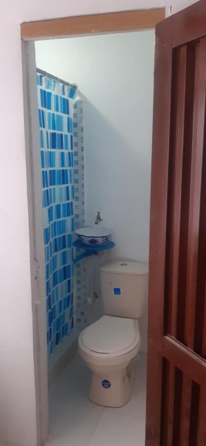 Hostal La 18 Pereira Bagian luar foto