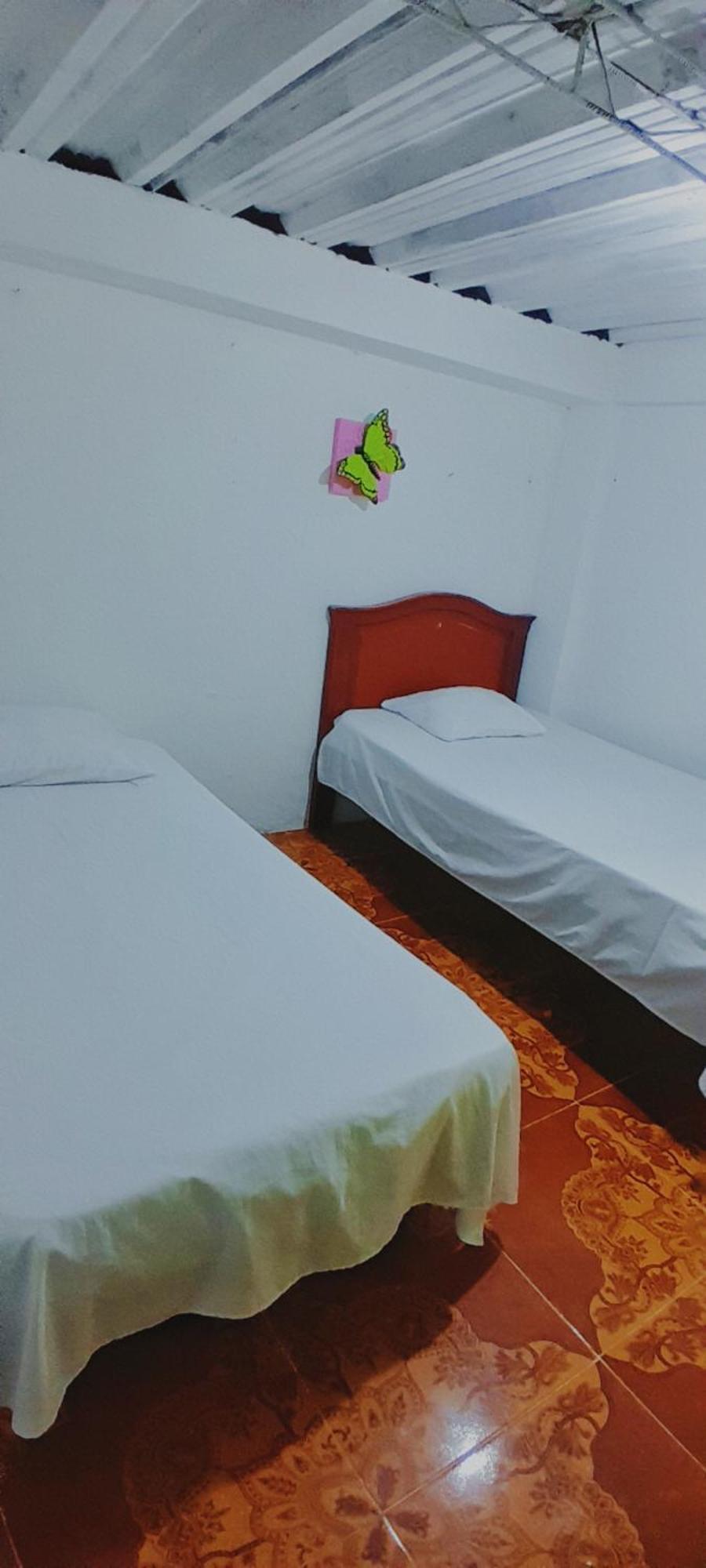 Hostal La 18 Pereira Bagian luar foto