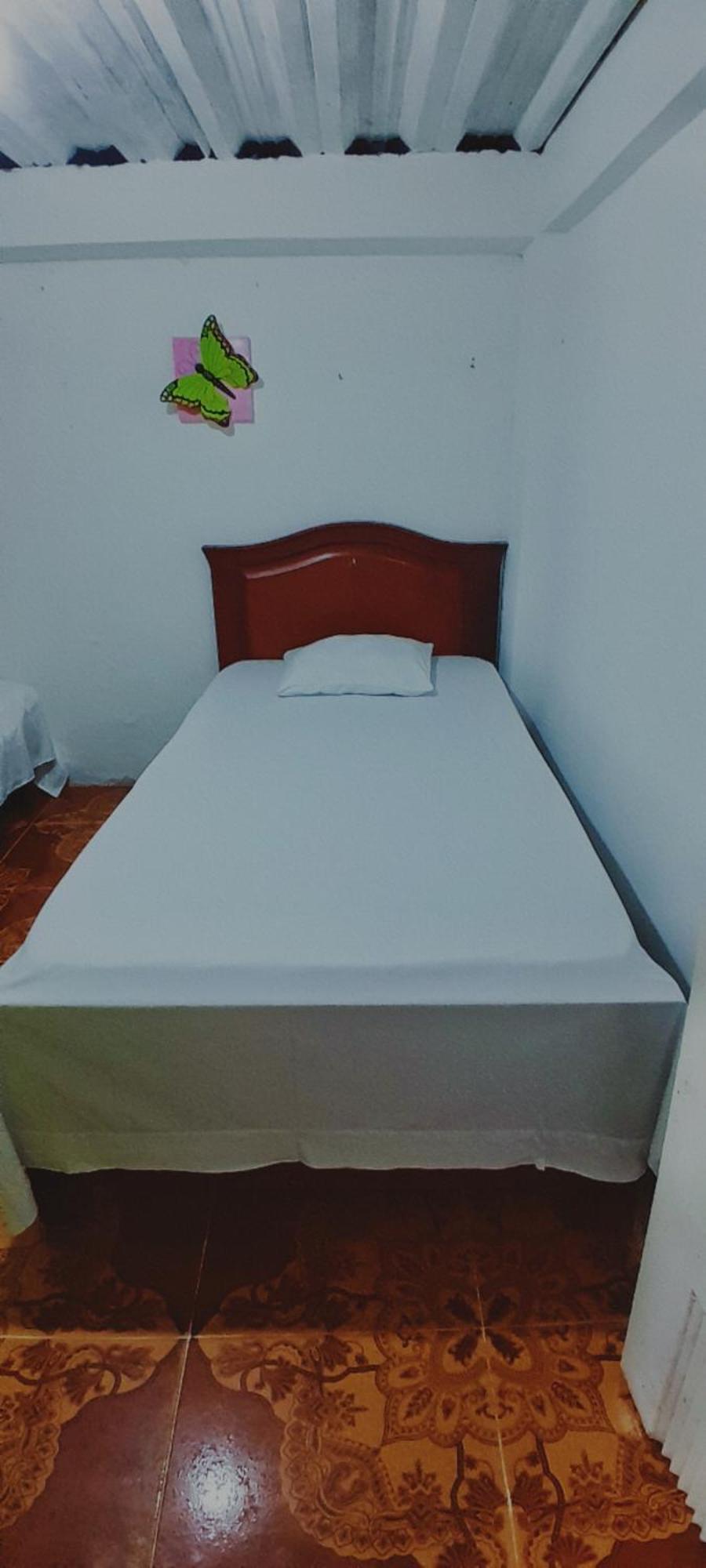 Hostal La 18 Pereira Bagian luar foto